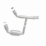 Load image into Gallery viewer, MagnaFlow Conv DF Chevy/GMC Avalanche/Sierra/Silverado/Suburban/Yukon XL 1500 / Tahoe/Yukon 5.3L
