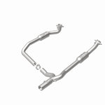 Load image into Gallery viewer, MagnaFlow 09-14 Ford E-150 California Grade CARB Compliant Direct-Fit Catalytic Converter
