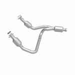 Load image into Gallery viewer, Magnaflow 14-15 Chevrolet Silverado 1500 5.3L Direct-Fit Catalytic Converter
