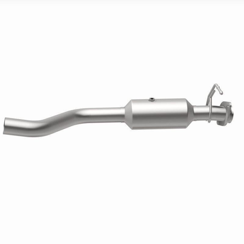 MagnaFlow 22-24 Ford F-650 V8 7.3L Underbody Direct Fit Catalytic Converter