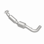 Load image into Gallery viewer, Magnaflow 2007 Ford E-150 4.6L Direct Fit Converter
