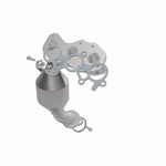 Load image into Gallery viewer, Magnaflow 11-15 Toyota Sienna 3.5L Direct Fit Converter
