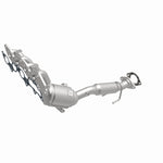 Load image into Gallery viewer, MagnaFlow 14-15 Ford Transit Connect OEM Grade Federal/EPA Compliant Manifold Catalytic Converter
