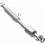 Load image into Gallery viewer, Magnaflow 07-10 Toyota Sienna 3.5L Direct Fit Converter
