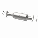 Load image into Gallery viewer, MagnaFlow Conv Direct Fit OEM 2001-2002 Acura MDX/2003-2004 Honda Pilot Underbody
