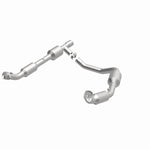 Load image into Gallery viewer, Magnaflow 05-08 Ford E-350 Super Duty 5.4L Direct Fit Converter
