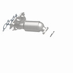 Load image into Gallery viewer, Magnaflow 2011 Toyota Sienna 3.5L Direct Fit Converter
