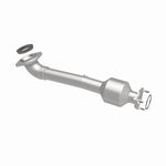 Load image into Gallery viewer, Magnaflow 12-14 Honda CR-V 2.4L Direct Fit Converter
