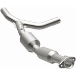 Load image into Gallery viewer, Magnaflow 2007 Ford E-150 4.6L Direct Fit Converter
