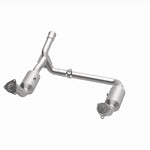 Load image into Gallery viewer, Magnaflow 19-20 GMC Sierra 1500 Single Underbody 4.3L/5.3L Direct Fit Catalytic Converter
