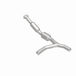 Load image into Gallery viewer, Magnaflow 2007 Ford E-150 4.6L Direct Fit Converter
