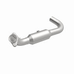 Load image into Gallery viewer, Magnaflow 07-08 Ford Expedition 5.4L Direct Fit Converter

