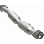 Load image into Gallery viewer, Magnaflow 96-04 Acura RL 3.5L Direct Fit Converter
