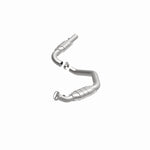 Load image into Gallery viewer, Magnaflow 2006 Chevrolet Express 2500 4.8L Direct Fit Converter
