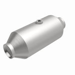 Load image into Gallery viewer, Magnaflow 2.50in. Uni. Ford 8617 Mid-Bed Series Direct Fit Converter
