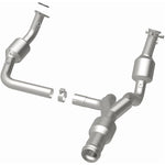 Load image into Gallery viewer, Magnaflow 11-15 GMC Yukon 6.2L Direct Fit Converter
