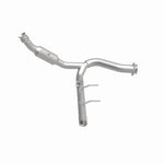 Load image into Gallery viewer, Magnaflow 07-08 Ford Expedition 5.4L Direct Fit Converter
