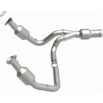 Load image into Gallery viewer, Magnaflow 15-16 Cadillac Escalade 6.2L Direct Fit Converter
