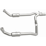 Load image into Gallery viewer, MagnaFlow 09-14 Ford E-150 California Grade CARB Compliant Direct-Fit Catalytic Converter
