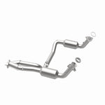 Load image into Gallery viewer, MagnaFlow Conv Direct Fit OEM 2005 GMC Sierra/Chevrolet Silverado 1500/Cadillac Escalade Underbody
