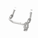 Load image into Gallery viewer, MagnaFlow Conv Direct Fit OEM 2005 GMC Sierra/Chevrolet Silverado 1500/Cadillac Escalade Underbody
