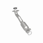 Load image into Gallery viewer, Magnaflow 2011 Honda CR-V 2.4L Direct Fit Converter
