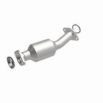 Load image into Gallery viewer, Magnaflow 2011 Toyota Sienna 3.5L Direct Fit Converter
