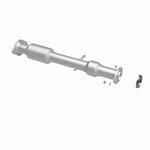 Load image into Gallery viewer, Magnaflow 14-15 Toyota Highlander 3.5L Direct Fit Converter
