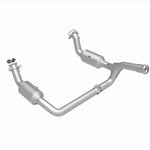 Load image into Gallery viewer, Magnaflow 19-20 GMC Sierra 1500 Single Underbody 4.3L/5.3L Direct Fit Catalytic Converter
