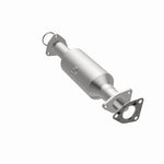 Load image into Gallery viewer, MagnaFlow Conv Direct Fit OEM 2001-2002 Acura MDX/2003-2004 Honda Pilot Underbody
