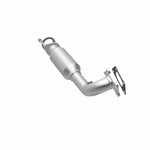 Load image into Gallery viewer, Magnaflow 10-11 Cadillac CTS 3.0L Direct Fit Converter
