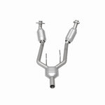 Load image into Gallery viewer, MagnaFlow Conv Dir F Thunderbird-Cougar 96-97
