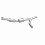 Load image into Gallery viewer, Magnaflow 2007 Ford E-150 4.6L Direct Fit Converter
