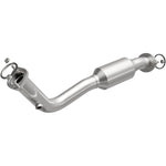 Load image into Gallery viewer, Magnaflow 13-16 Toyota RAV4 2.5L Direct Fit Converter
