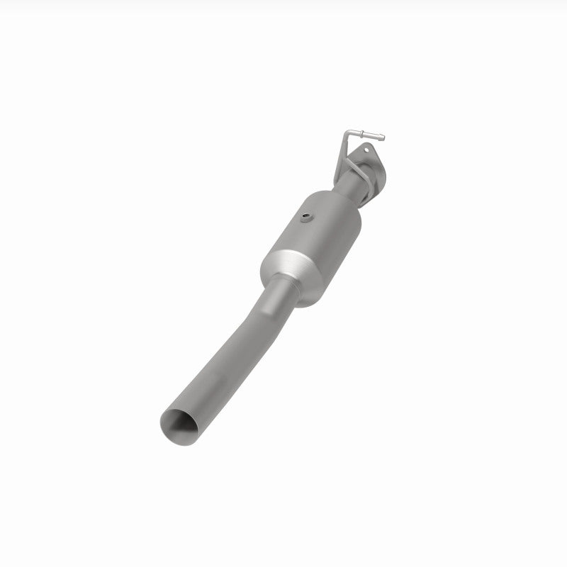 MagnaFlow 16-19 Ford F-53 V10 6.8L Underbody Direct-Fit Catalytic Converter