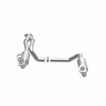 Load image into Gallery viewer, MagnaFlow Conv Direct Fit OEM 2005 GMC Sierra/Chevrolet Silverado 1500/Cadillac Escalade Underbody

