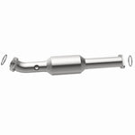 Load image into Gallery viewer, Magnaflow 05-15 Toyota Tacoma 4.0L Direct Fit Converter
