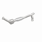Load image into Gallery viewer, MagnaFlow Conv DF 98 Ford Expedition 5.4L
