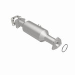 Load image into Gallery viewer, MagnaFlow Conv Direct Fit OEM 2001-2002 Acura MDX/2003-2004 Honda Pilot Underbody
