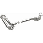 Load image into Gallery viewer, Magnaflow 09-10 Cadillac Escalade 6.2L Direct Fit Converter
