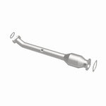 Load image into Gallery viewer, Magnaflow 05-17 Nissan Frontier 4.0L Direct Fit Converter
