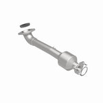 Load image into Gallery viewer, Magnaflow 12-14 Honda CR-V 2.4L Direct Fit Converter
