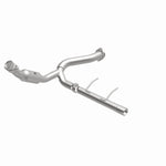 Load image into Gallery viewer, Magnaflow 07-08 Ford Expedition 5.4L Direct Fit Converter
