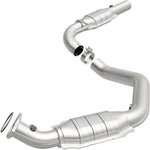 Load image into Gallery viewer, MagnaFlow Conv DF 03-05 Express 2500 4.8L Driver Side
