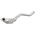 Load image into Gallery viewer, MagnaFlow Conv DF 2005 Chrysler 300C 5.7L V8 / 2005 Dodge Magnum 5.7L V8
