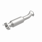 Load image into Gallery viewer, Magnaflow 04-06 Toyota Sienna 3.3L Direct Fit Converter
