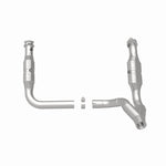 Load image into Gallery viewer, Magnaflow 11-17 Ram 1500 5.7L Direct Fit Converter
