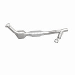 Load image into Gallery viewer, MagnaFlow Conv DF 98 Ford Expedition 5.4L
