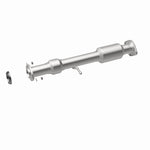 Load image into Gallery viewer, Magnaflow 14-15 Toyota Highlander 3.5L Direct Fit Converter
