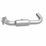 Load image into Gallery viewer, Magnaflow 07-08 Ford Expedition 5.4L Direct Fit Converter
